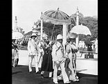 King George V and Queen Mary in Bombay before the Delhi Durbar in India ...