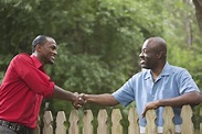 4 Ways To Have a Good Relationship With Your Neighbors