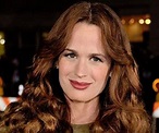 Elizabeth Reaser Biography – Facts, Childhood, Family Life of Actress