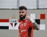 Jandrei: "É um prazer vestir a camisa do São Paulo, onde passaram ...