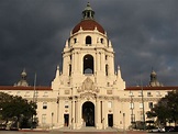 File:Pasadena City Hall 2.jpg - Wikimedia Commons