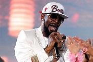 R. Kelly to Vacate Chicago Building After Curfew on Studio Imposed ...