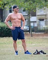 Radio presenter Toby Anstis works out topless after transforming ...