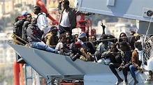 Llegan más inmigrantes a Italia a través del Mediterráneo | Foto ...