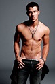 Shirtless Famous Males on Twitter: "Daddy Jonas. #Shirtless #NickJonas…
