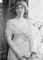 Countess Anastasia Mikhailovna de Torby (1892-1977), 1914, Stock Photo ...