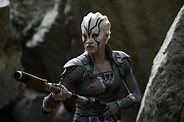 50 Stunning Hi-Res Stills From STAR TREK BEYOND; Plus A New Featurette ...