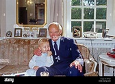 Louis Ferdinand Prinz von Preußen mit Enkelsohn Christian Ludwig ...