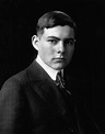 Portrait of Ernest Hemingway as a young man. 15 February 1916 (mit ...