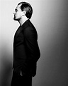 Leonardo DiCaprio de perfil con traje The Wolf Of Wall Street, Leonardo ...