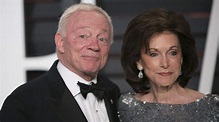 Jerry Jones’ Family: 5 Fast Facts You Need to Know | Heavy.com