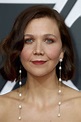 Maggie Gyllenhaal | Celebrity Hair and Makeup at the 2018 Golden Globes ...