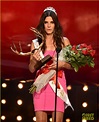 Sandra Bullock Reunites with Her Leading Men at Guys' Choice Awards ...