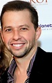 Jon Cryer Photos | Tv Series Posters and Cast | Jon cryer, Comedy ...