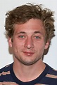 Where does Jeremy Allen White live? Net Worth, Height, Tattoo