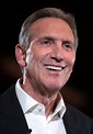 HOWARD SCHULTZ: The Billionaire Behind Starbucks Coffee • Net Worth