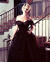 Marylin | Oscar dresses, Hollywood dress, Iconic dresses