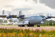 The world's largest turboprop aircraft An-22 "Antey" training flights ...