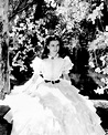 Vivien Leigh on the set of Gone With the Wind, 1939 | Flower girl ...
