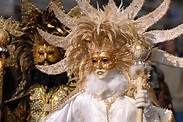 File:Venice Carnival (2010).jpg - Wikimedia Commons