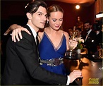 Brie Larson Kisses Boyfriend Alex Greenwald Backstage at Oscars 2016 ...