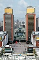 » Plaza Caracas