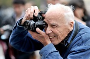 Beloved Street-Fashion Photographer Bill Cunningham Is Getting a Career ...