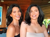 Kendall Jenner posts photos with her "alien sister" Kylie Jenner ...