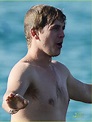 Hayden Christensen: Shirtless Caribbean Vacation!: Photo 2514489 ...