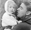 Peter Lawford with his daughter Robin | Peter lawford, Patricia kennedy ...