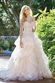 F201068 Strapless Sweetheart Netting Tulle & Lace Ball Gown Wedding Dress