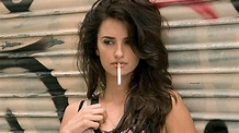 Penélope Cruz smoking 5 | Penélope Cruz Sánchez (born 28 Apr… | Flickr