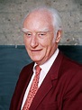 FRANCIS CRICK: Biografía, Aportes, Central Dogma, y más