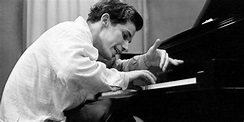 Celebrating the Enduring Legacy of Iconic Canadian Pianist Glenn Gould ...