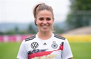 Melanie Leupolz sieht die Entwicklung im deutschen Frauenfußball ...