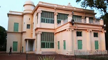 Patha Bhavana Campus in Shantiniketan, West Bengal - YouTube