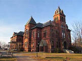 University of Southern Maine - Great College Deals