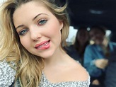 Sammi Hanratty Instagram Pics Feb 2019