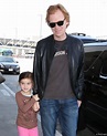 David Caruso et sa fille Paloma a l'aeroport de Los Angeles, le 22 mars ...