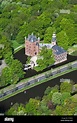 Die Niederlande, Breukelen, Burg genannt Nyenrode entlang des Flusses ...