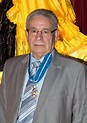 Luis Iglesias recibió la Medalla de la Encomienda al Mérito Civil por ...