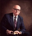 William MacDonald (Author of Believer's Bible Commentary)