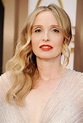 Julie Delpy at 2014 Oscars | Oscars 2014 Hair and Makeup on the Red ...