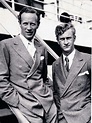 Leslie Howard (& Ruth Evelyn Martin): Ronald Old Hollywood Movies ...