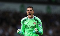 Vito Mannone hoping Sunderland pile more pain on Manchester United ...