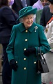 La Reina Isabel en la sesión inaugural del Parlamento en Escocia - La ...