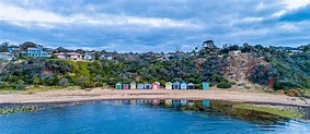 Beach huts on Ranelagh Beach at Mount Eliza, Victoria, Australia ...