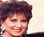 Suzanne Pleshette Biography - Facts, Childhood, Family Life & Achievements