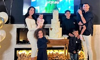Cristiano Ronaldo cumple 38 años rodeado de Georgina y sus 5 hijos