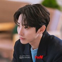 Lee Soo Hyuk Is A Charismatic Editor Dedicated To His Work In “Doom At ...